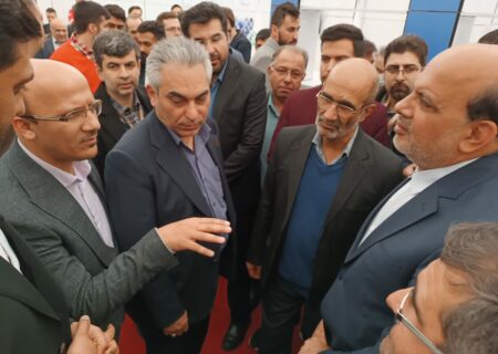 رونمایی از برد و شبیه ساز برد کنترل شیرهای برقی MOV تلمبه خانه غرب کارون توسط مدیرعامل شرکت ملی نفت ایران