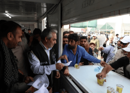 خدمت‌رسانی نفت و گاز اروندان به زوار اربعین در اوج گرما/از تولید نفت تا خدمت‌رسانی به زوار؛ تعهد دوگانه