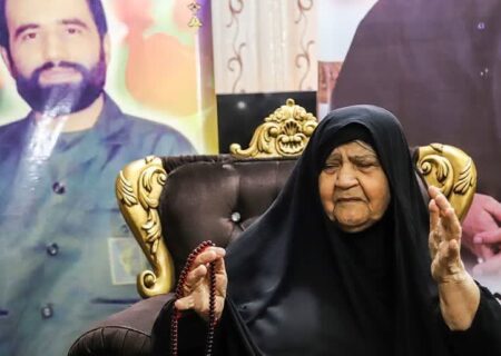 به همه می‌گویم من مادر دو تا شهیدم حاج قاسم و حاج علی!