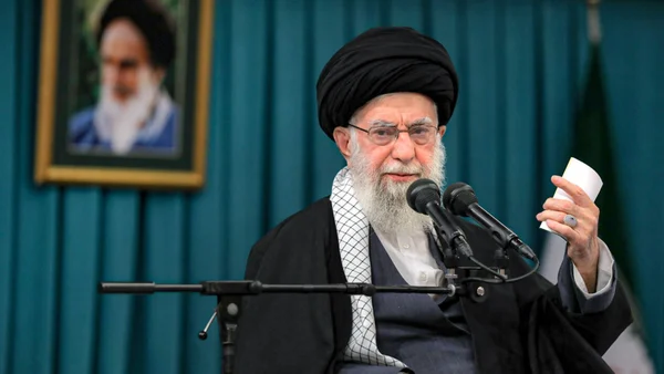 رهبر انقلاب به آمریکا هشدار دادند: در مذاکرات یاوه‌گویی نکنید