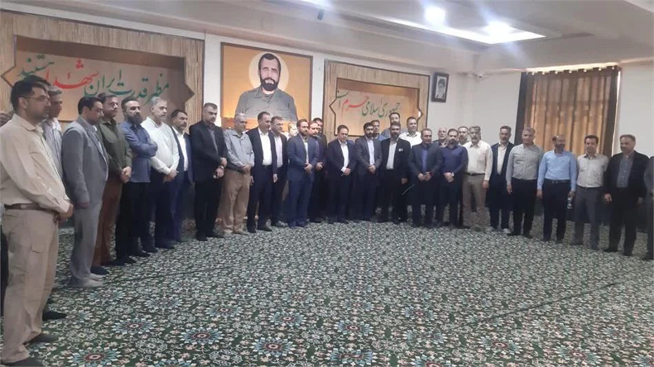 تجدید بیعت مدیرعامل و کارکنان شرکت آب و فاضلاب اهواز با شهدای دفاع مقدس
