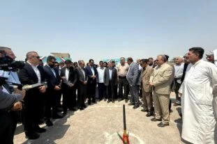 فولاد اکسین خوزستان کلنگ‌زنی مدرسه ۹ کلاسه در شکاره یک را آغاز کرد