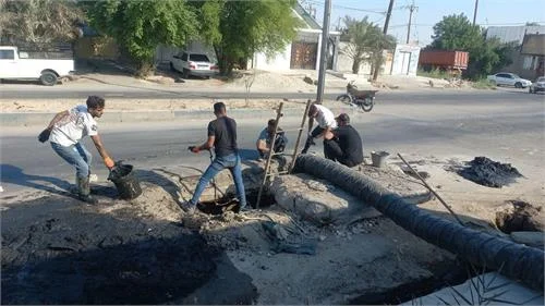 آغاز لایروبی شبکه فاضلاب در بندر امام خمینی(ره)