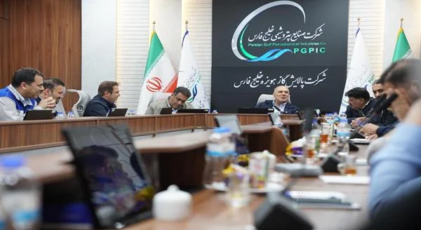 مدیرعامل پالایش گاز هویزه خلیج‌فارس: گفت‌وگوی بی‌واسطه با کارکنان کلید موفقیت پروژه‌ها