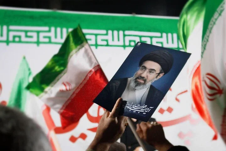 روزشمار هفته دفاع مقدس / هر روز به نام یک قشر ایثارگر